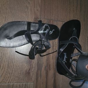 Free People sandals